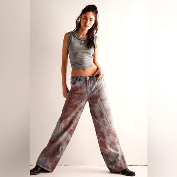 FREE PEOPLE We The Free NEW Aurora Mid Rise Jeans Crystal Embellished Sz 24 RARE - Picture 12 of 16